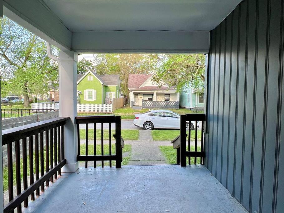 Modern Style Home Near Dt Indy & Major Attractions อินเดียนาโพลิส ภายนอก รูปภาพ
